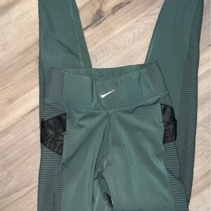 Nike NP CLN Tight Aero-Adapt Leggings X-Small XS